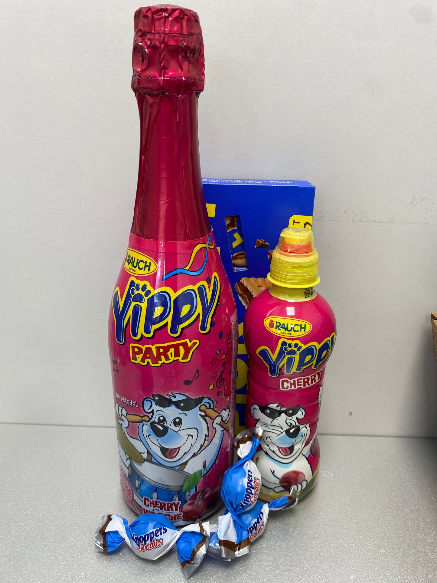 1224 - ST - Yippy Girl
