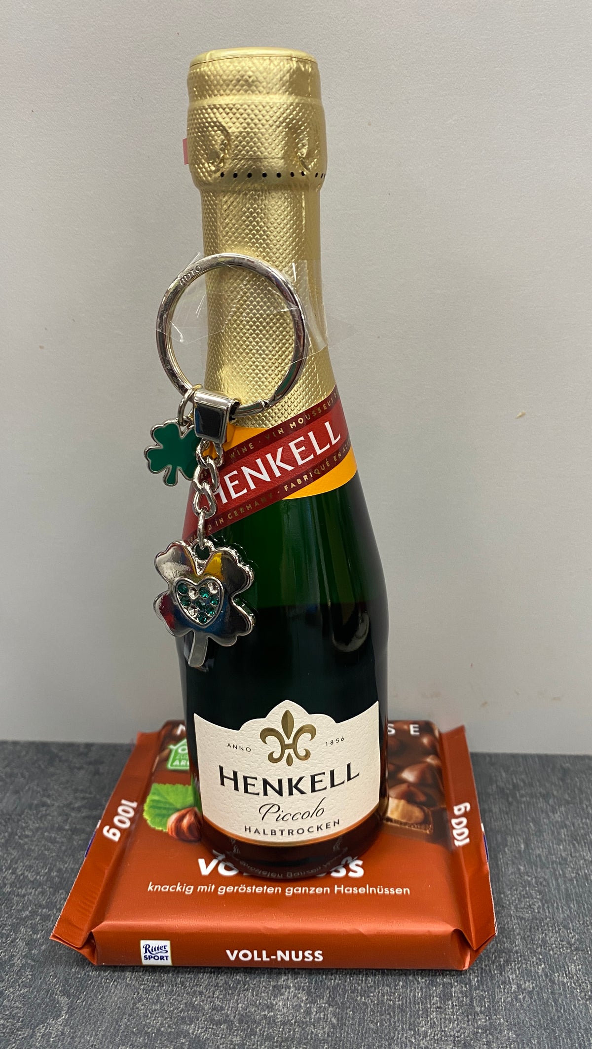 1262 - WS - Silvester Henkell